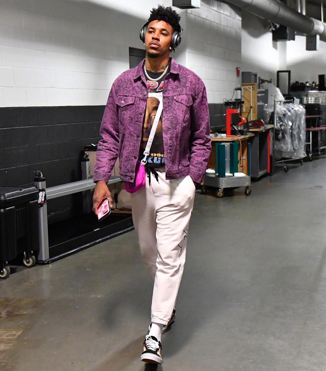 稳定更衣室 稳定更衣室