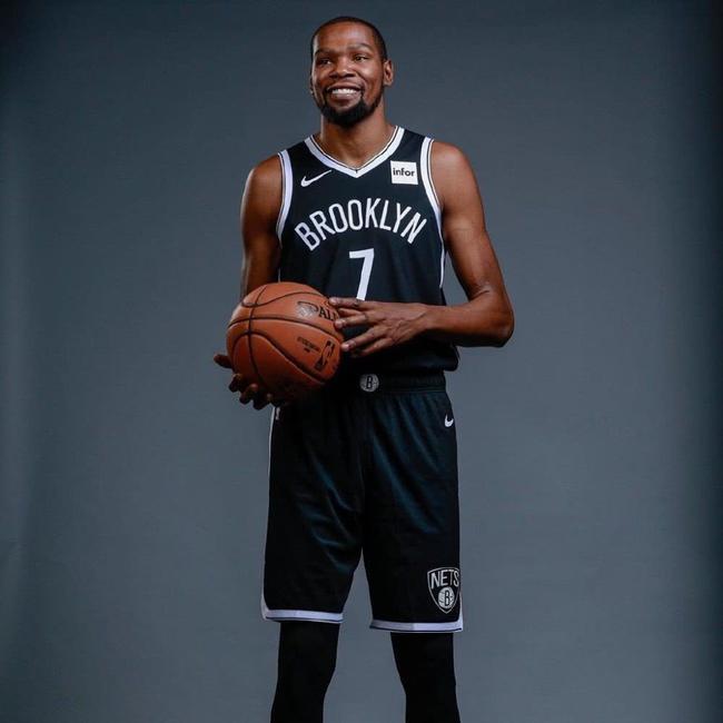 线或持球大 线或持球大